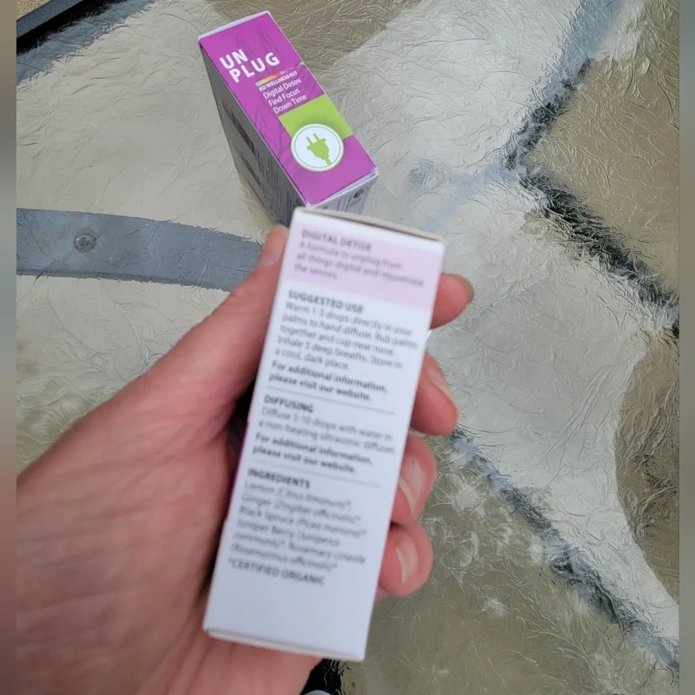 Pranarom Unplug Essential Oil Wellness Kit